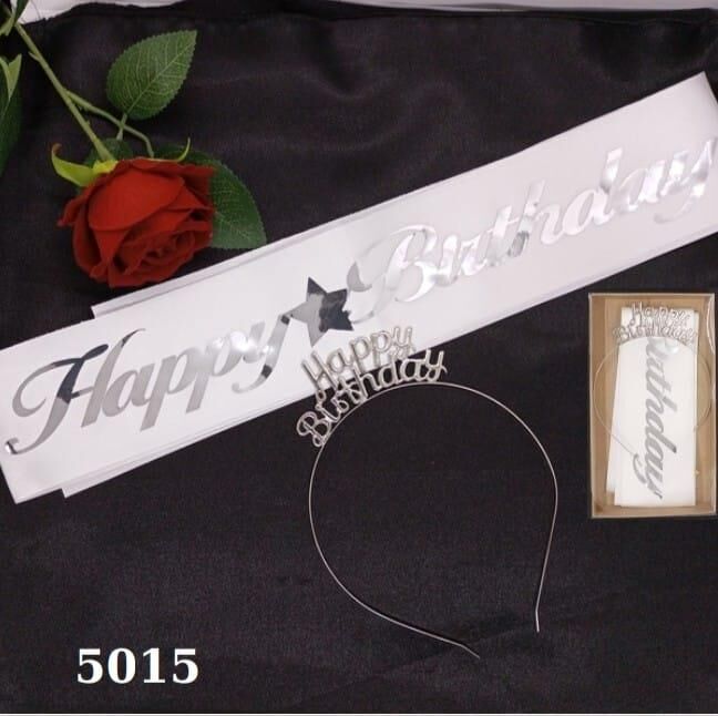 SET TAÇ METAL KUŞAK HAPPY BEYAZ ZEMİN GÜMÜŞ YAZILI